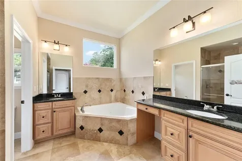 14540 NW 27th Place Newberry FL 32669