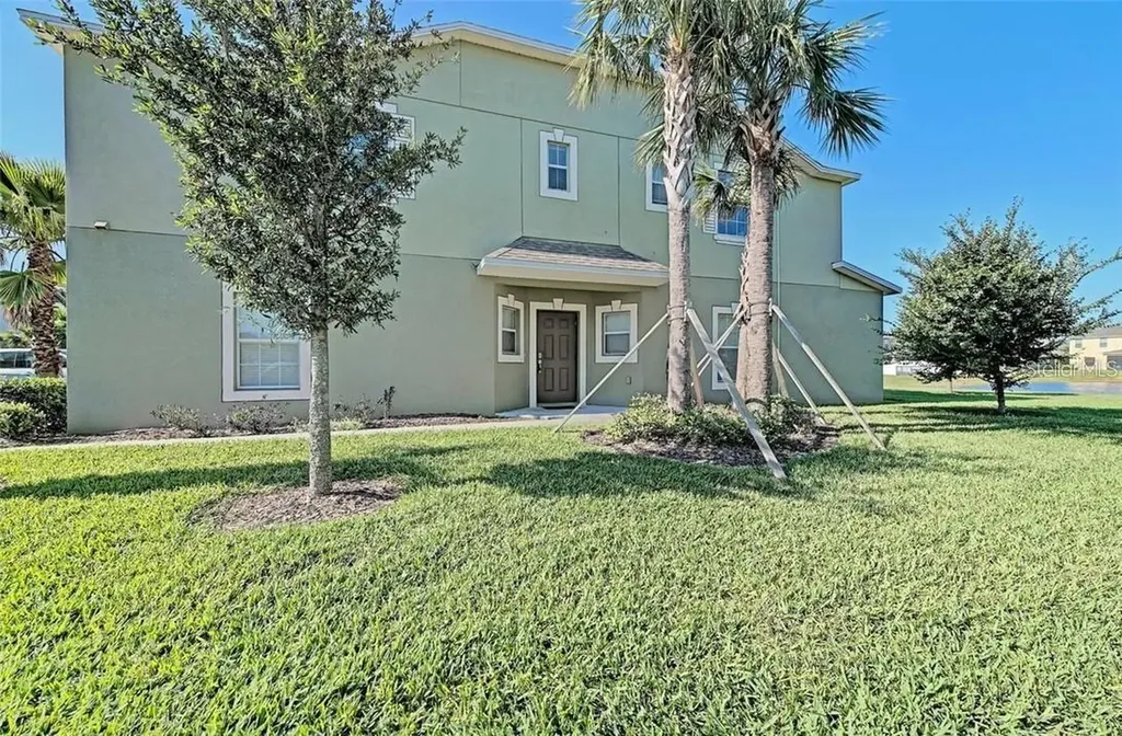 1432 Harbour Blue Street Ruskin FL 33570