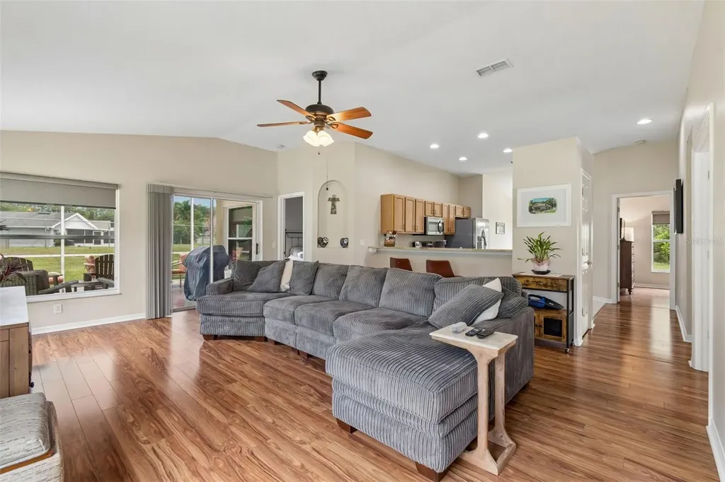 20942 Sunsweet Court Land O Lakes FL 34637