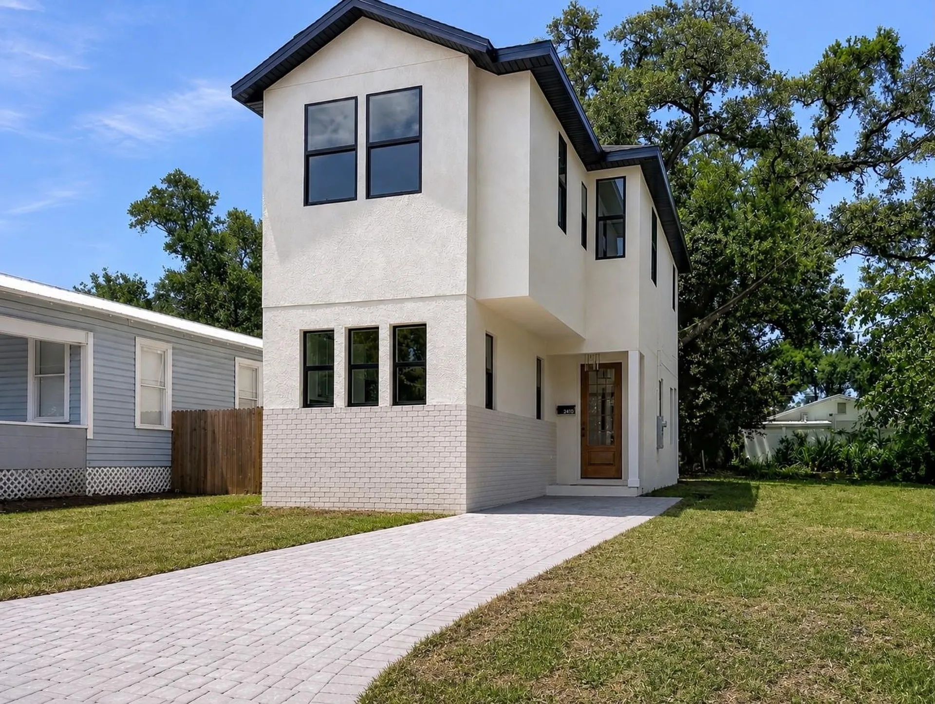 2410 E 20th Avenue Tampa FL 33605