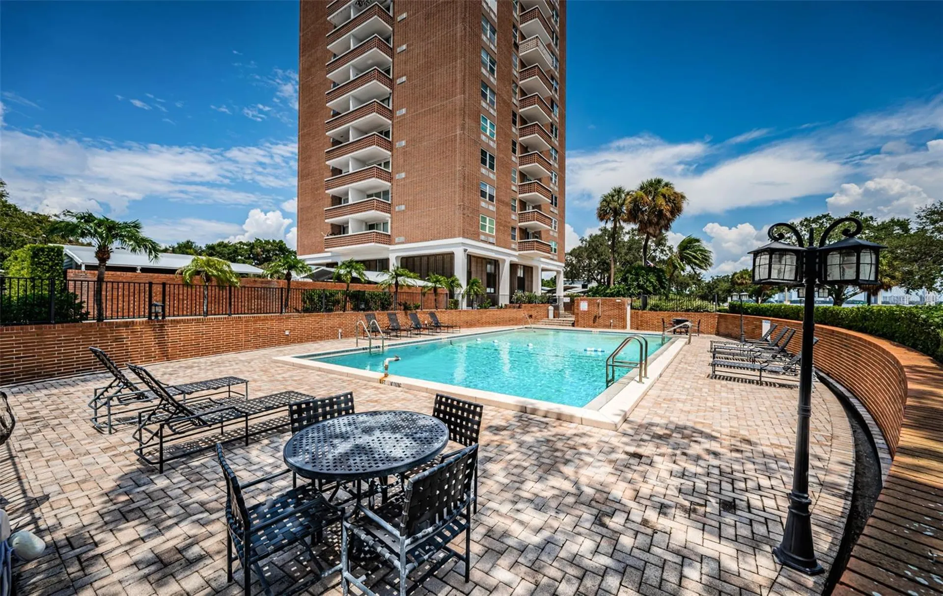 4015 Bayshore Boulevard Tampa FL 33611