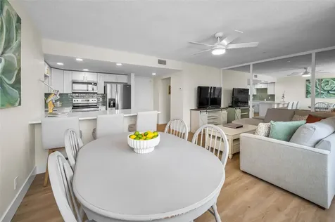 4015 Bayshore Boulevard Tampa FL 33611