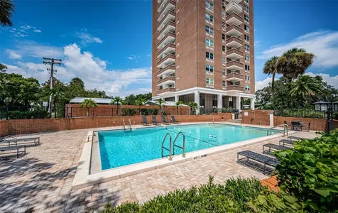 4015 Bayshore Boulevard Tampa FL 33611