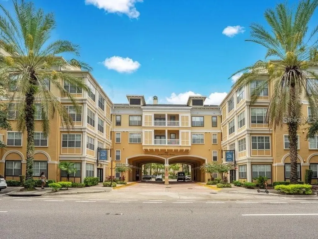 860 N Orange Avenue Orlando FL 32801