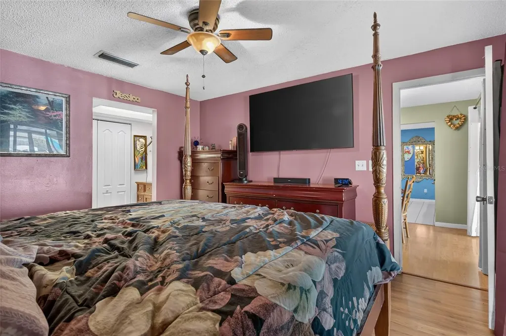 14501 Farm Hills Place Tampa FL 33625