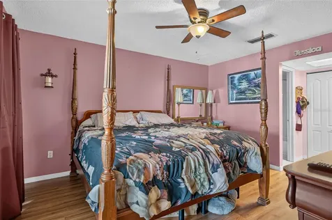 14501 Farm Hills Place Tampa FL 33625