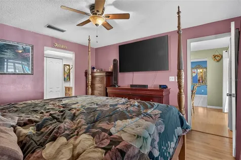 14501 Farm Hills Place Tampa FL 33625