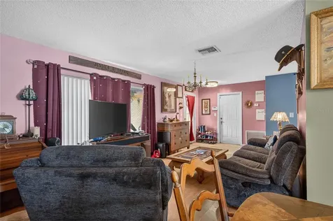 14501 Farm Hills Place Tampa FL 33625