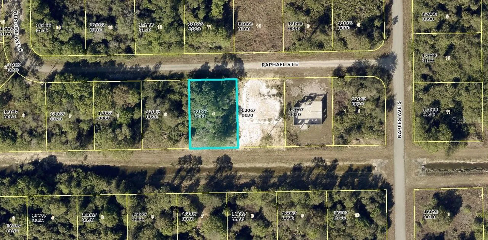 1240 Raphael Street E Lehigh Acres FL 33974