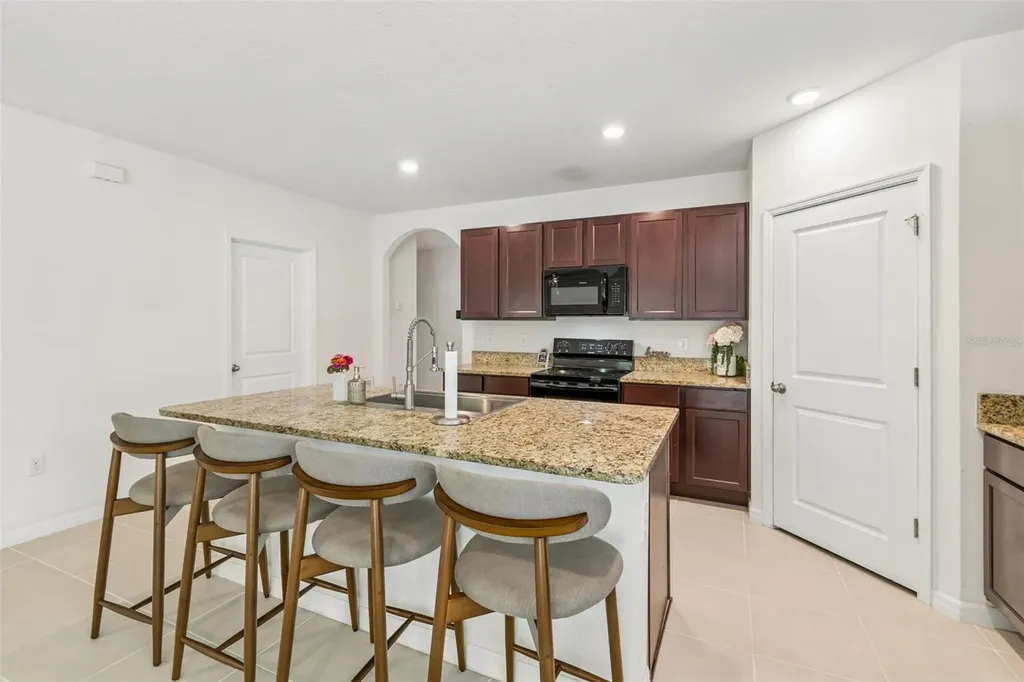 11910 Little Violet Circle Riverview FL 33578