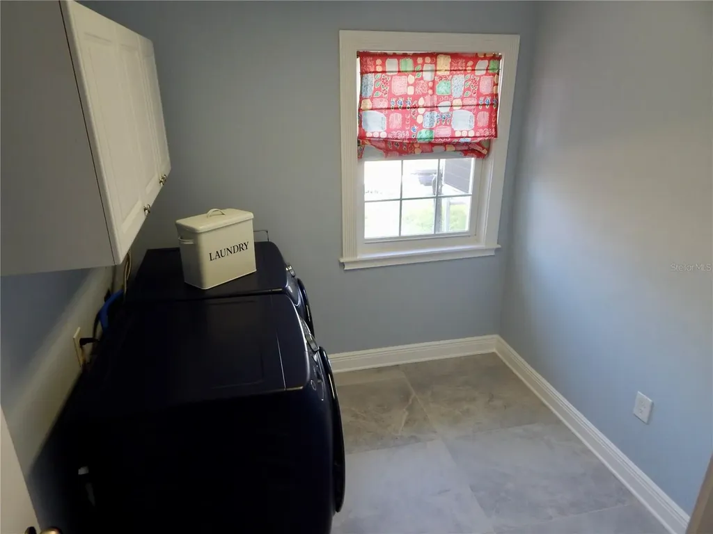8025 Island Drive Port Richey FL 34668
