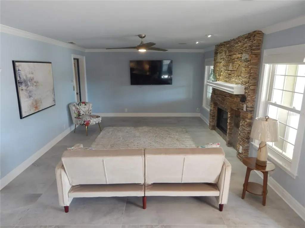 8025 Island Drive Port Richey FL 34668