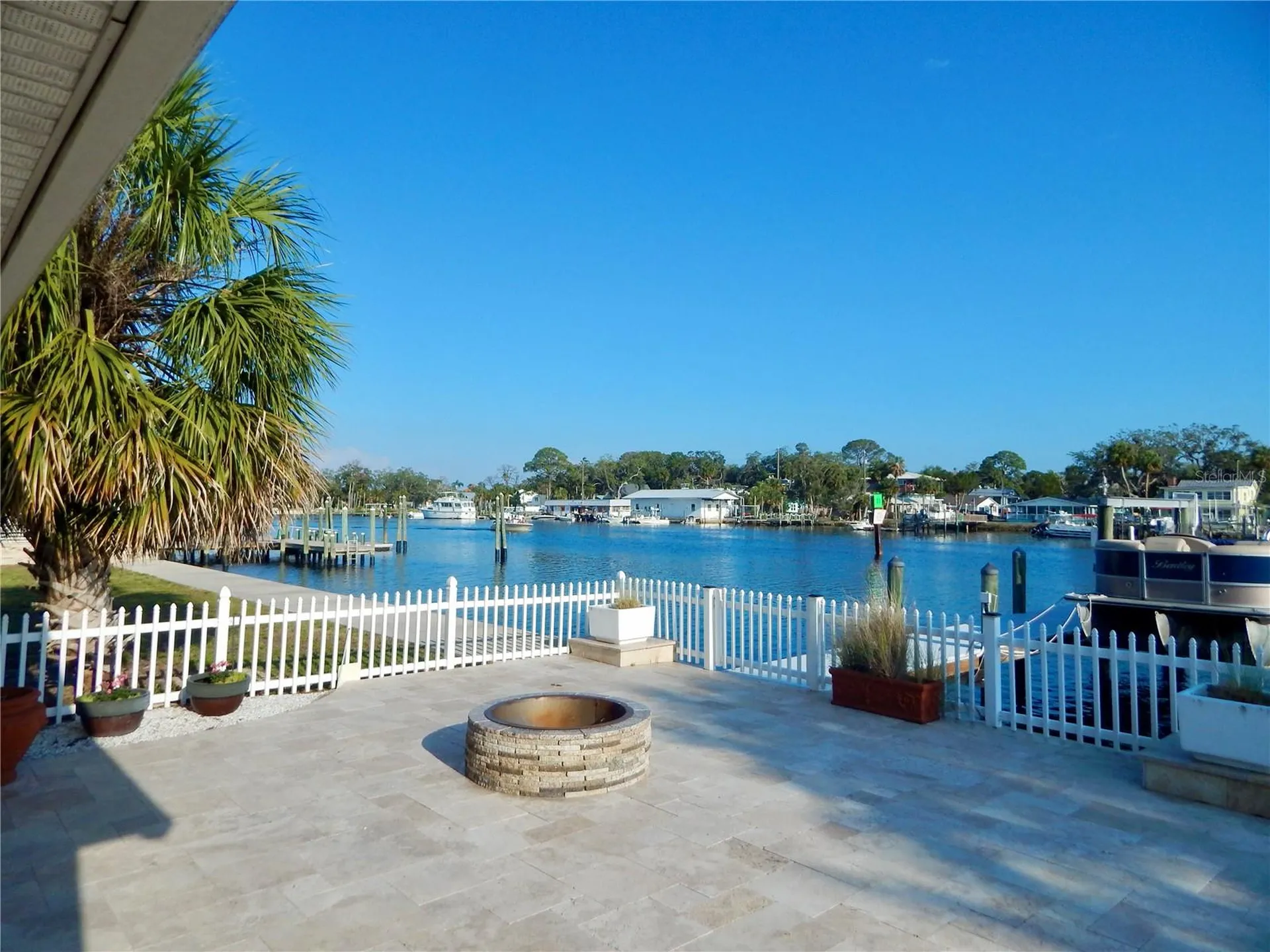 8025 Island Drive Port Richey FL 34668