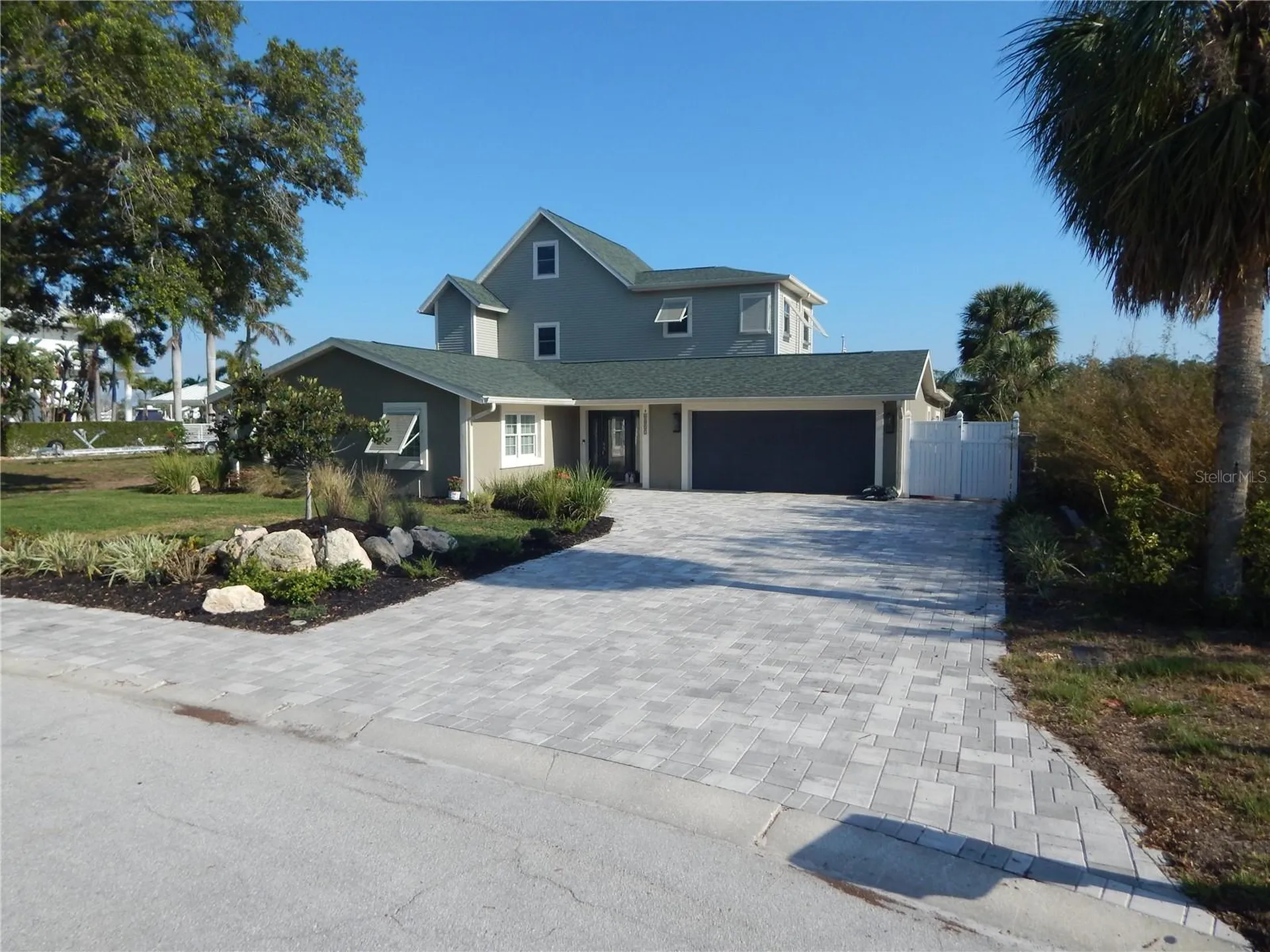 8025 Island Drive Port Richey FL 34668