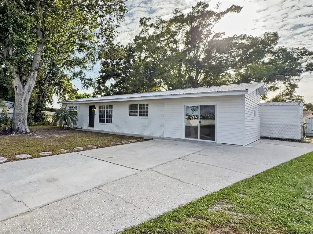 6404 Willow Bend Place Tampa FL 33634