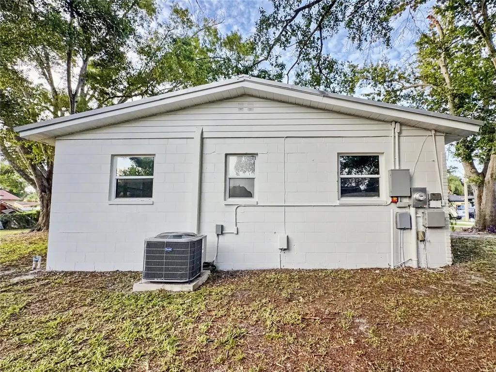 6404 Willow Bend Place Tampa FL 33634