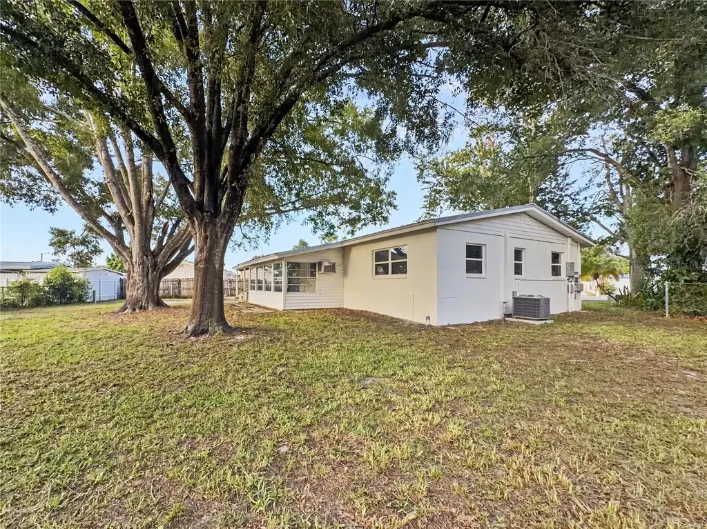 6404 Willow Bend Place Tampa FL 33634