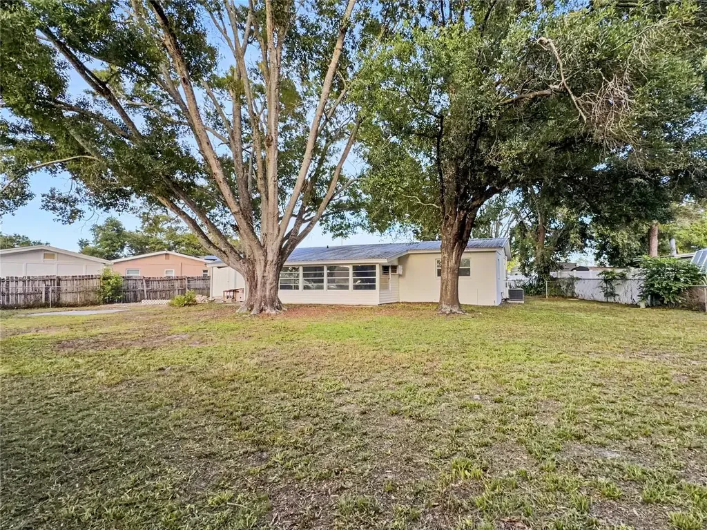 6404 Willow Bend Place Tampa FL 33634