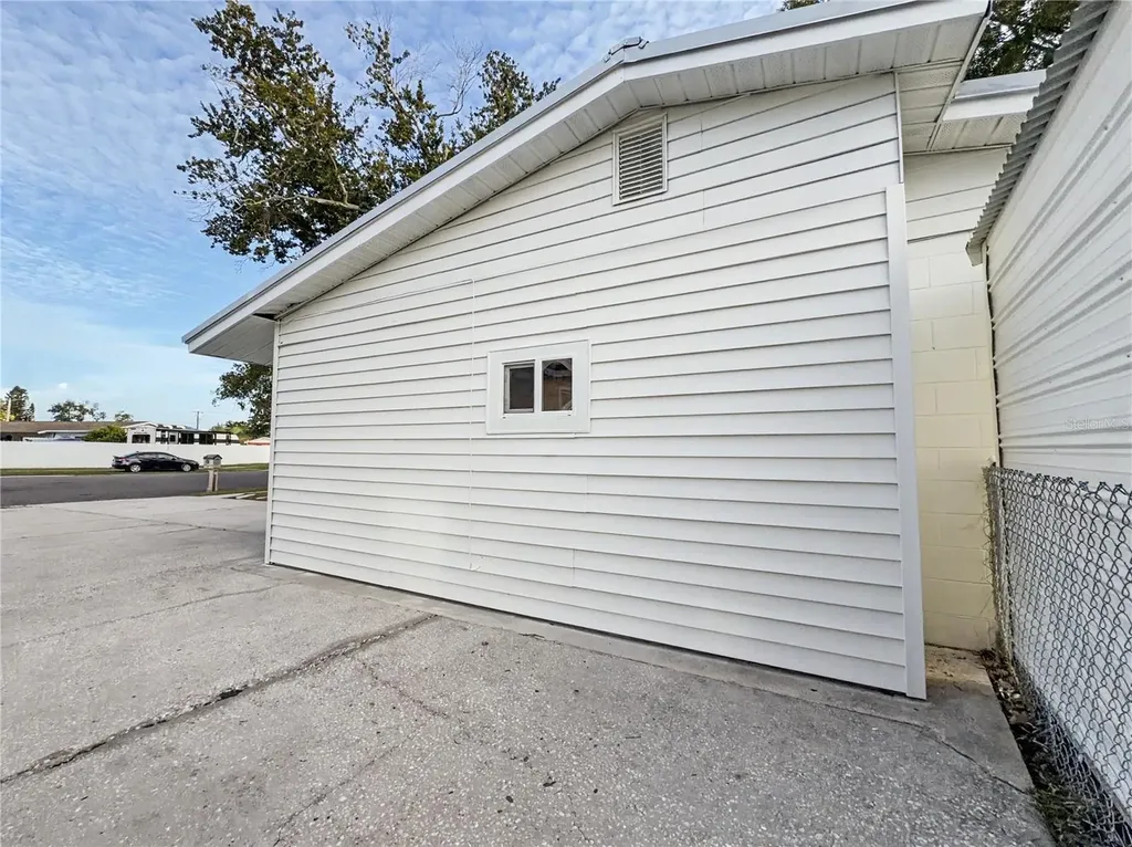 6404 Willow Bend Place Tampa FL 33634