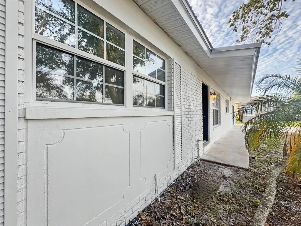 6404 Willow Bend Place Tampa FL 33634