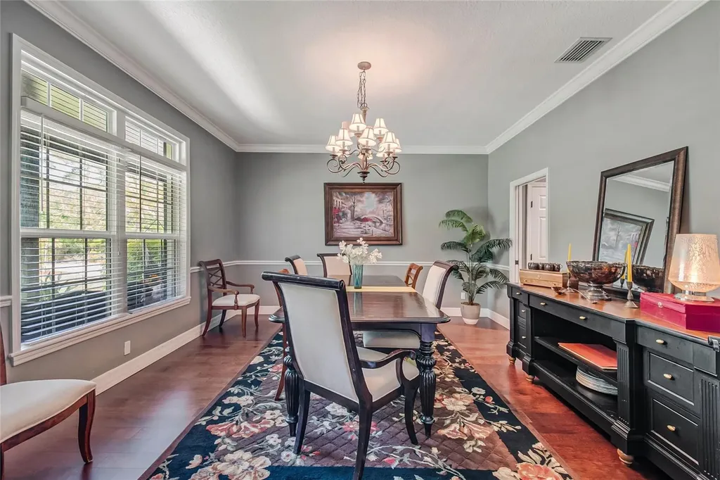450 Valley Stream Drive Geneva FL 32732