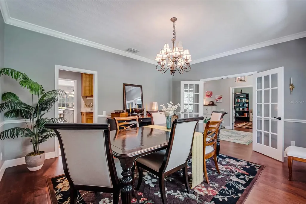 450 Valley Stream Drive Geneva FL 32732