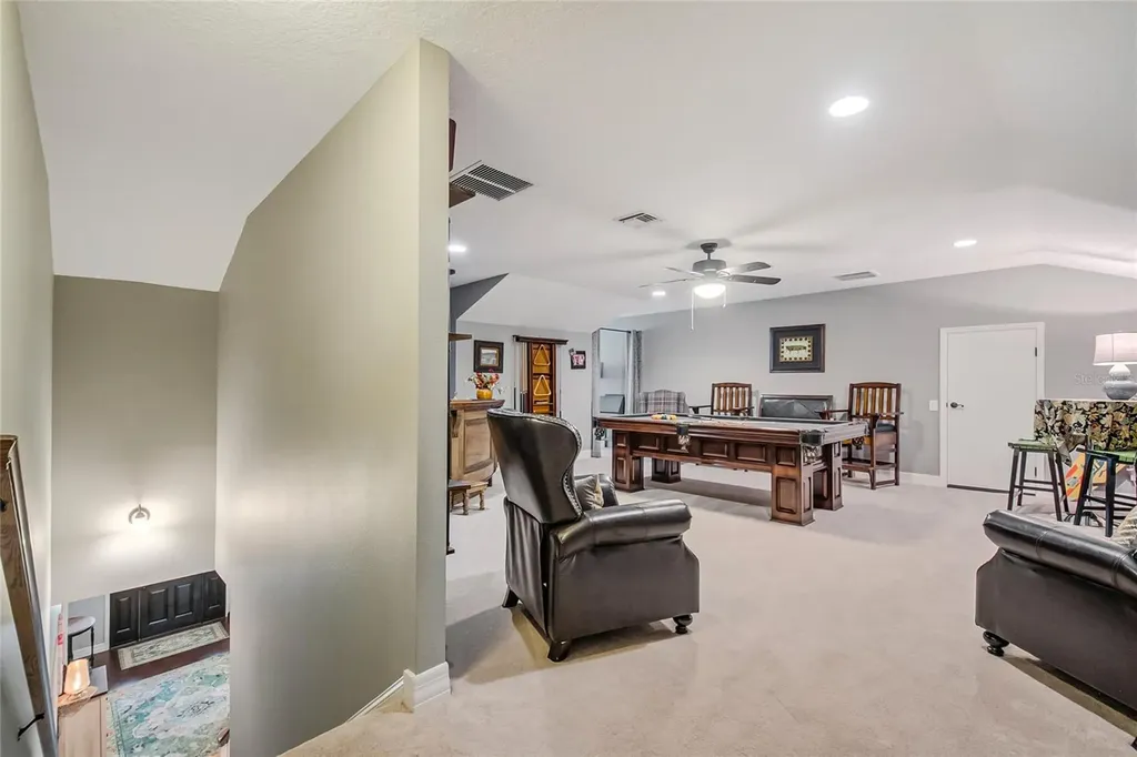 450 Valley Stream Drive Geneva FL 32732