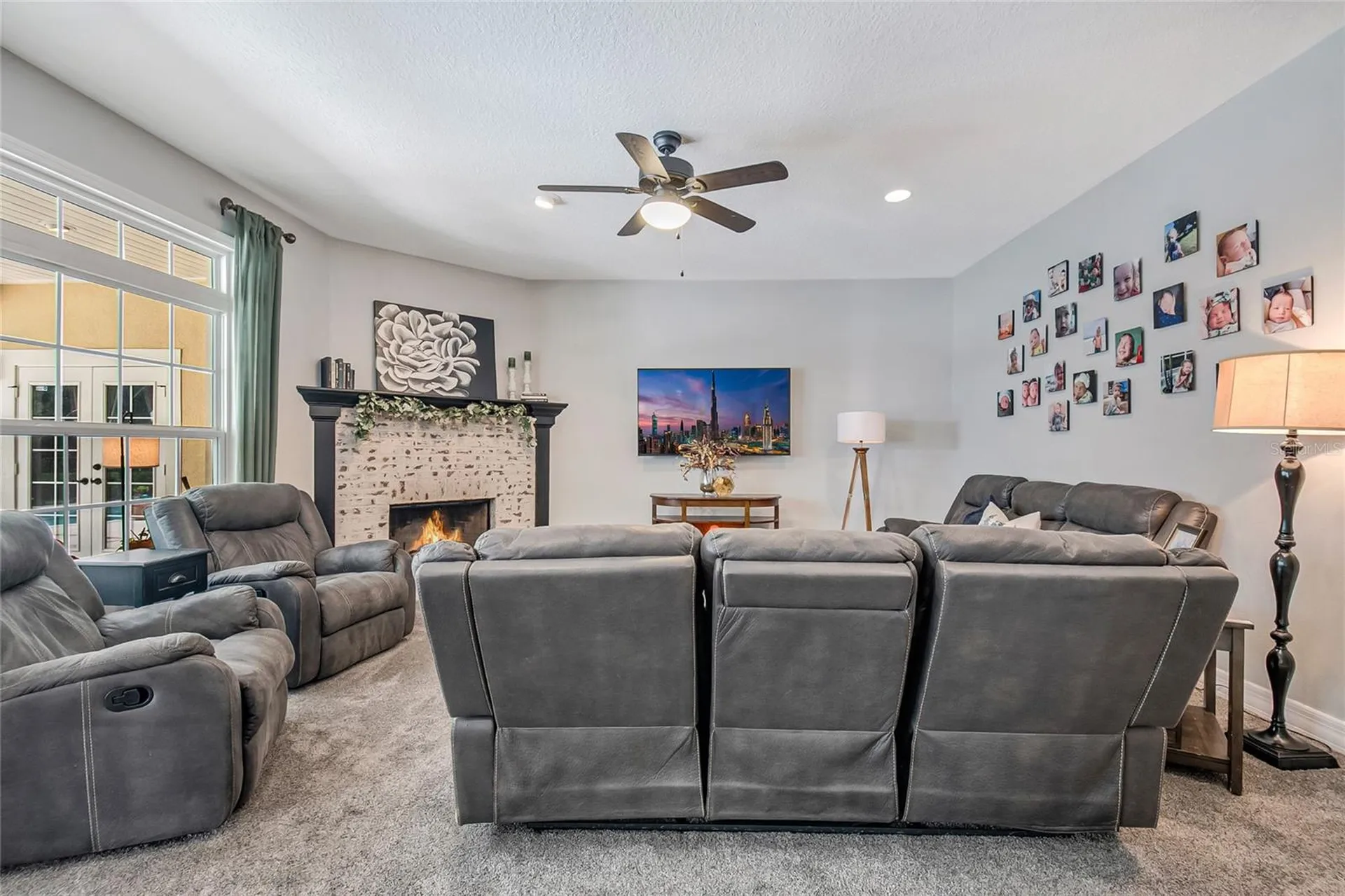 450 Valley Stream Drive Geneva FL 32732