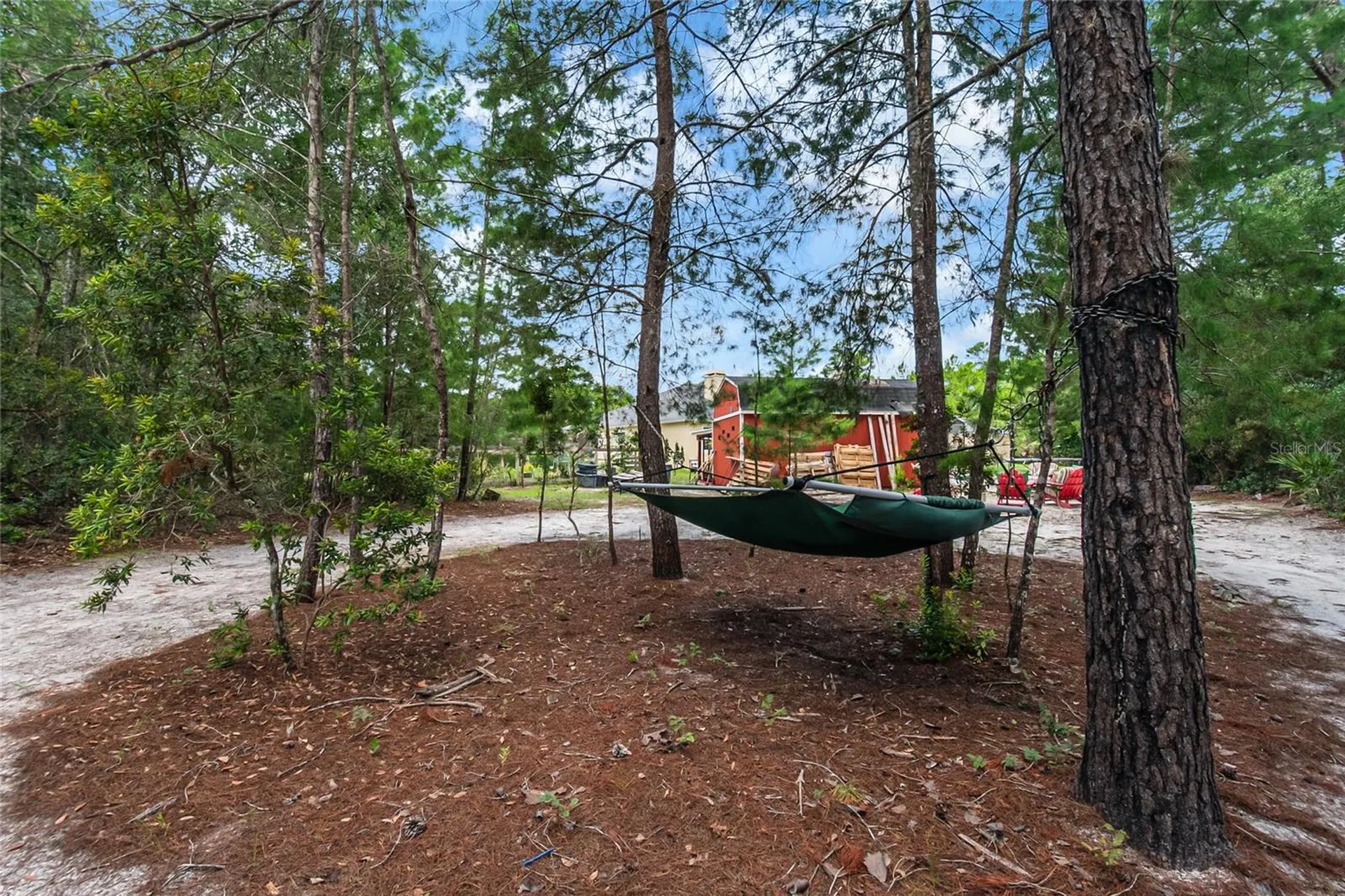 450 Valley Stream Drive Geneva FL 32732
