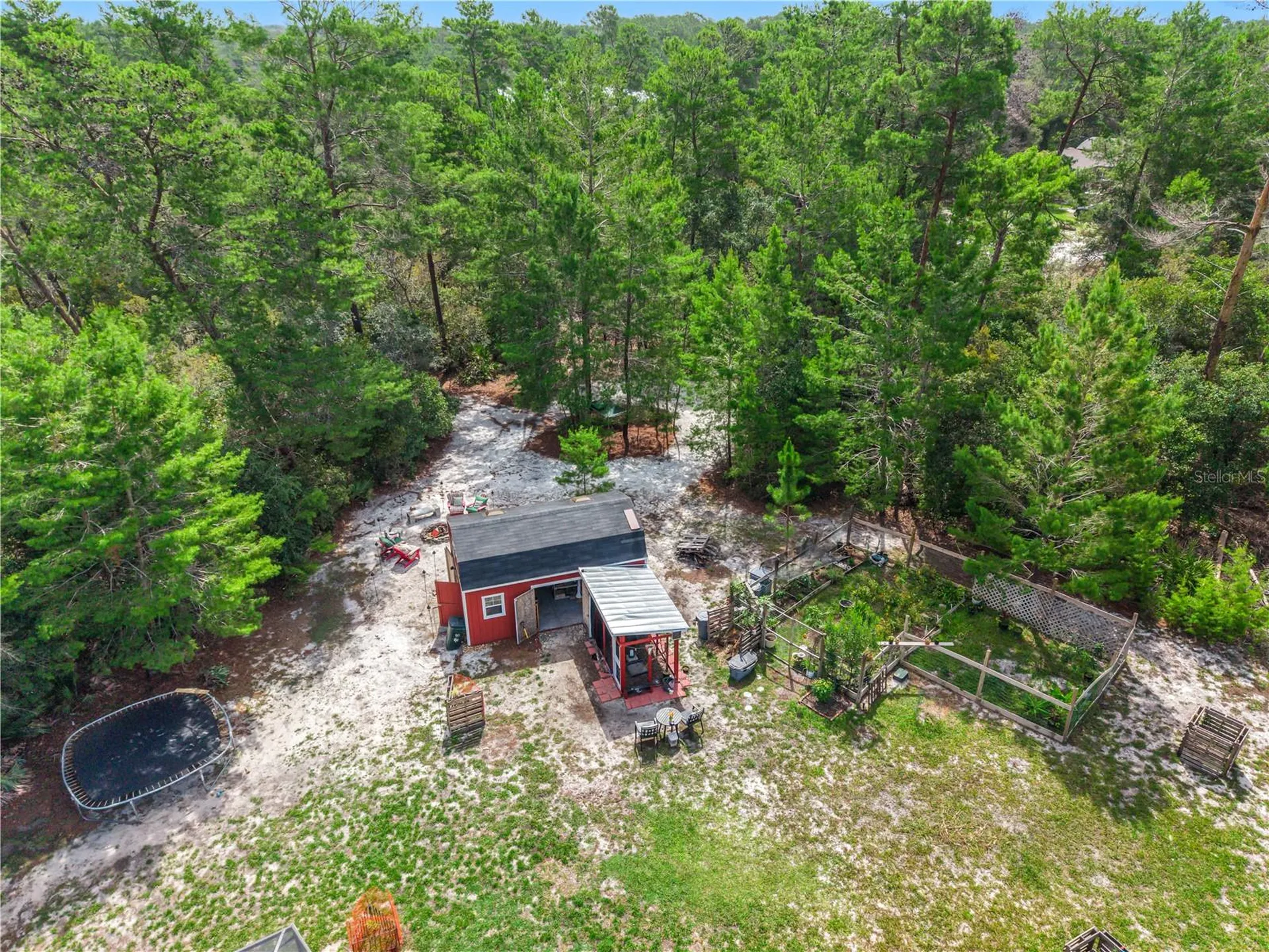 450 Valley Stream Drive Geneva FL 32732