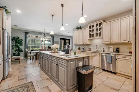 450 Valley Stream Drive Geneva FL 32732