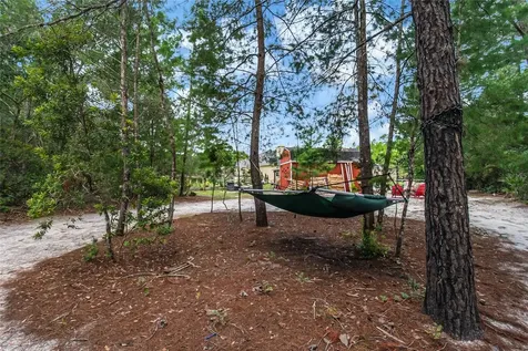 450 Valley Stream Drive Geneva FL 32732