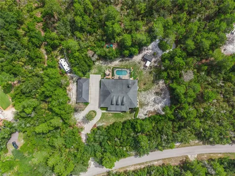 450 Valley Stream Drive Geneva FL 32732