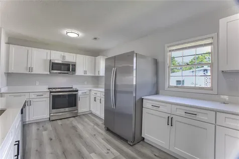 102 Amigos Road Debary FL 32713