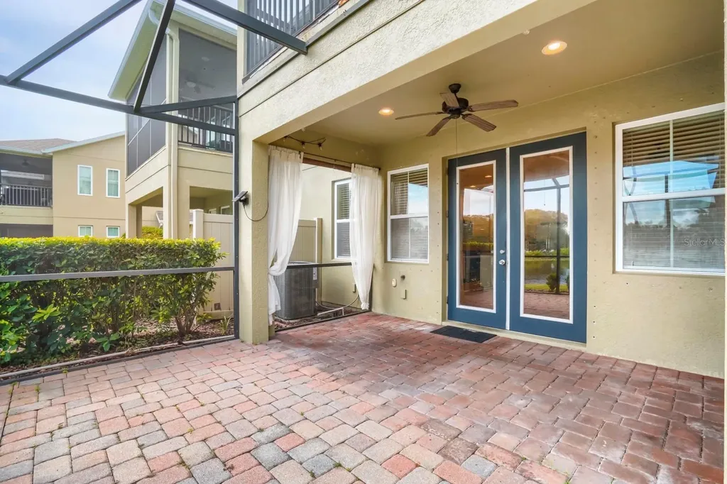 11724 Casa Lago Lane Tampa FL 33626