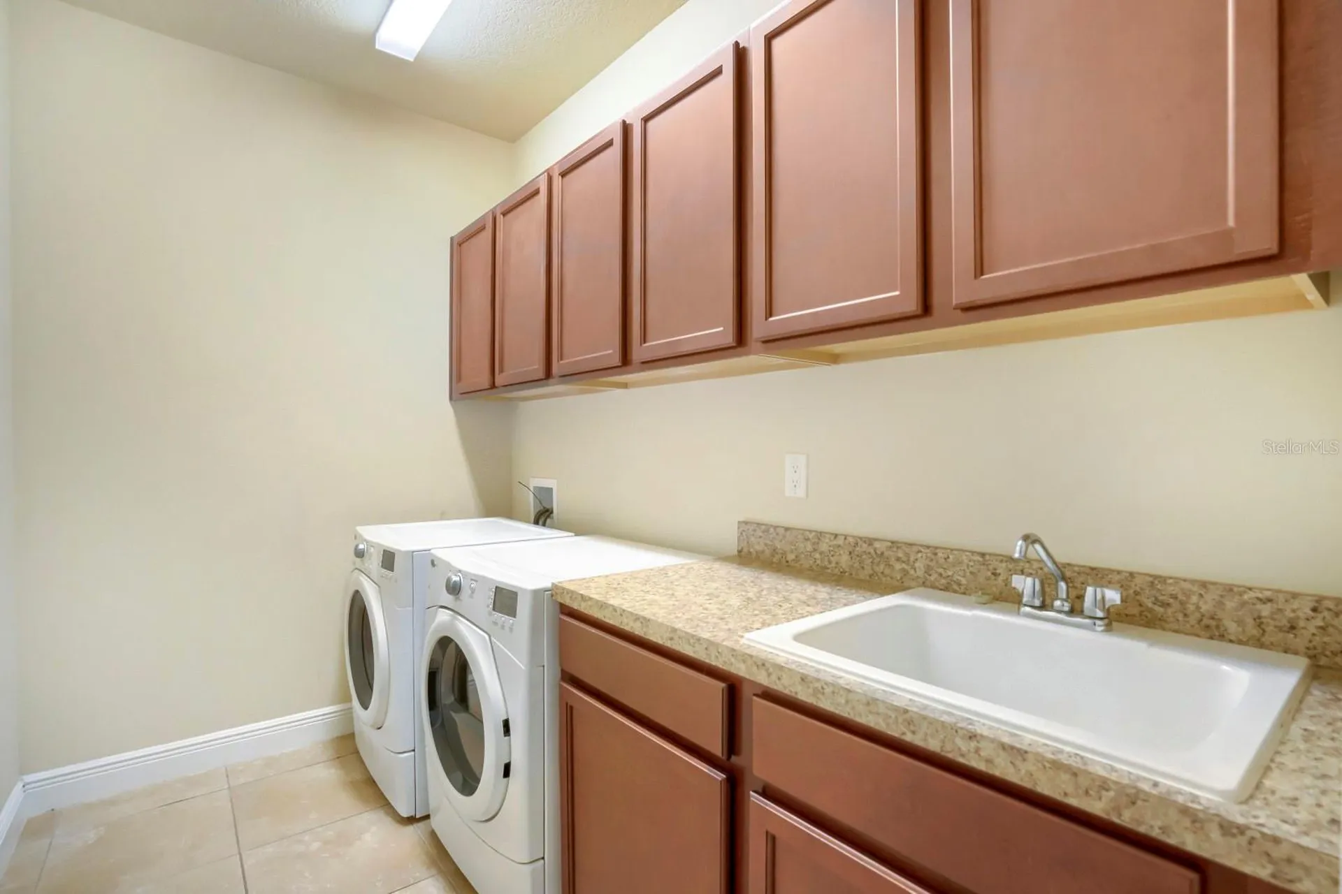 11724 Casa Lago Lane Tampa FL 33626