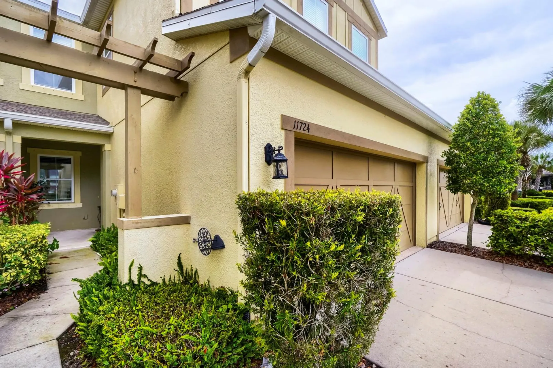 11724 Casa Lago Lane Tampa FL 33626