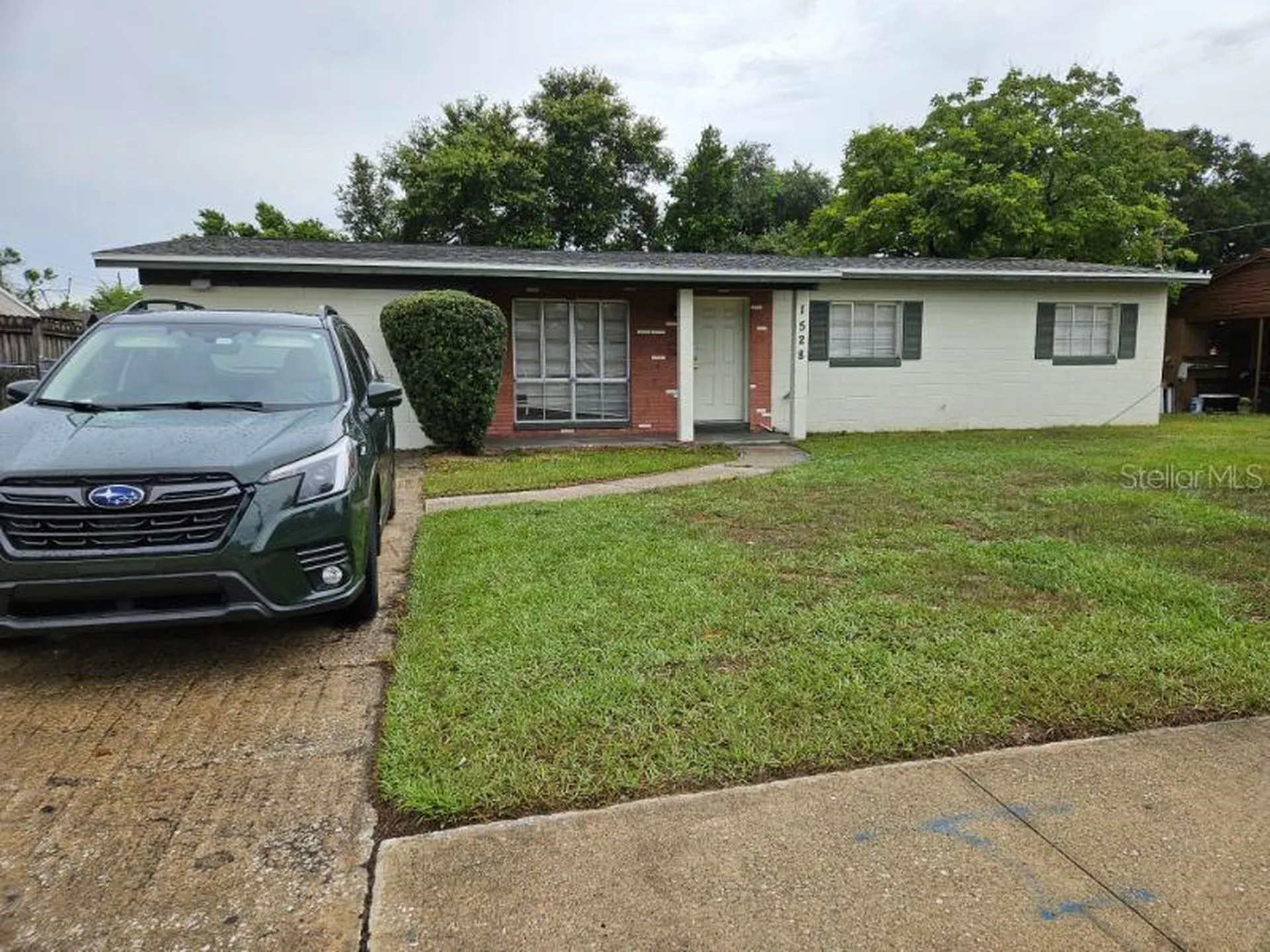 1528 N Powers Drive Orlando FL 32818