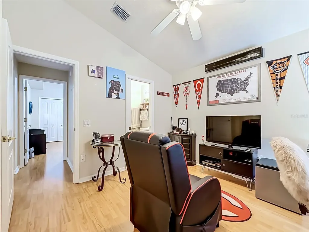 607 Sunset Beach Court Valrico FL 33594