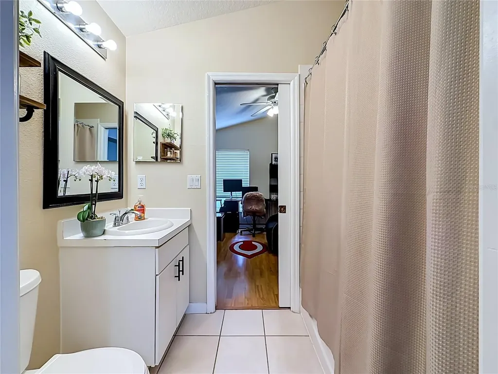 607 Sunset Beach Court Valrico FL 33594
