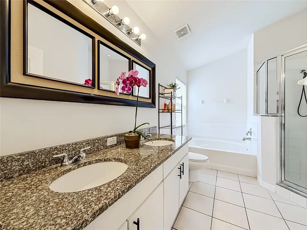 607 Sunset Beach Court Valrico FL 33594