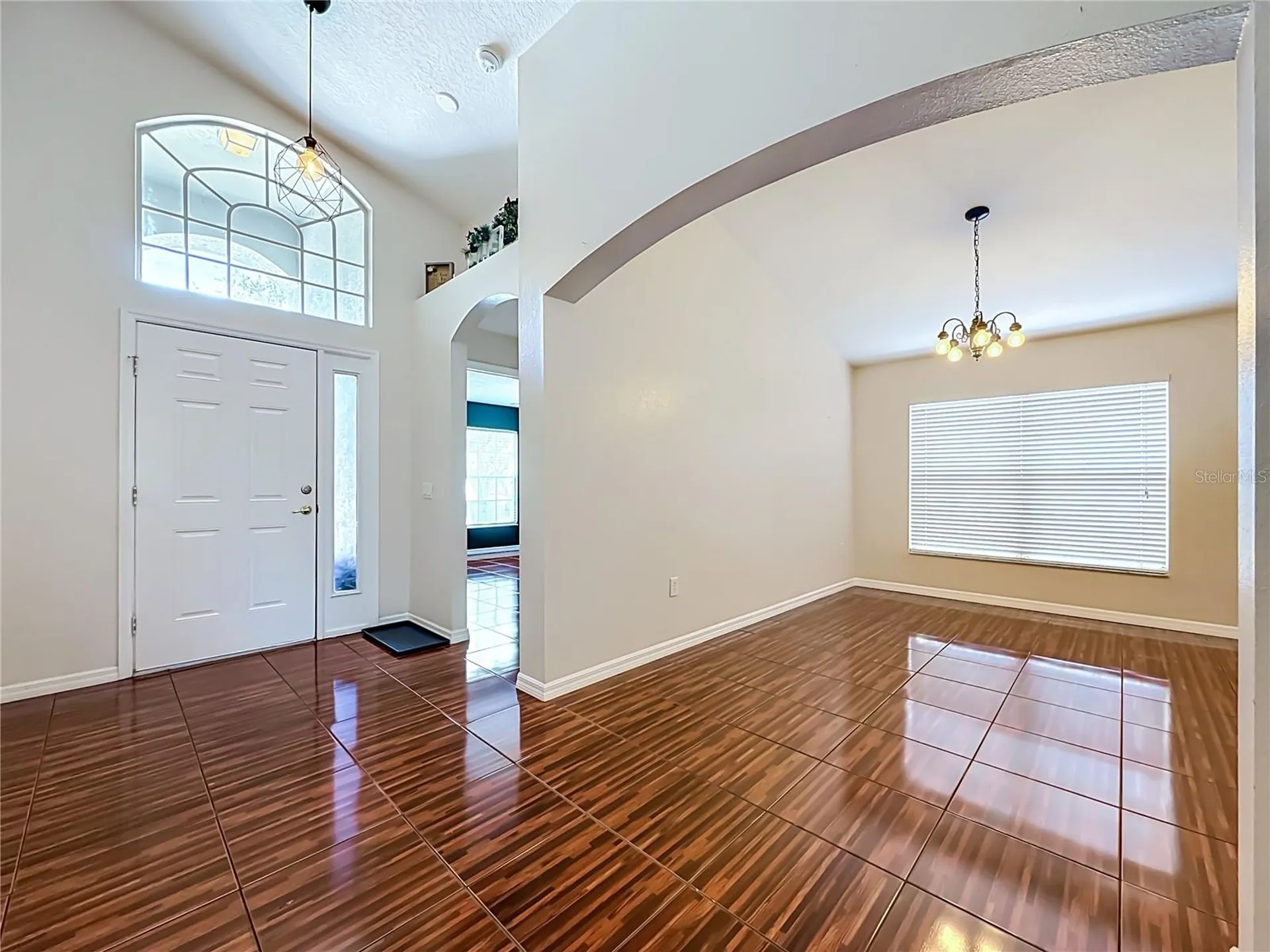 607 Sunset Beach Court Valrico FL 33594