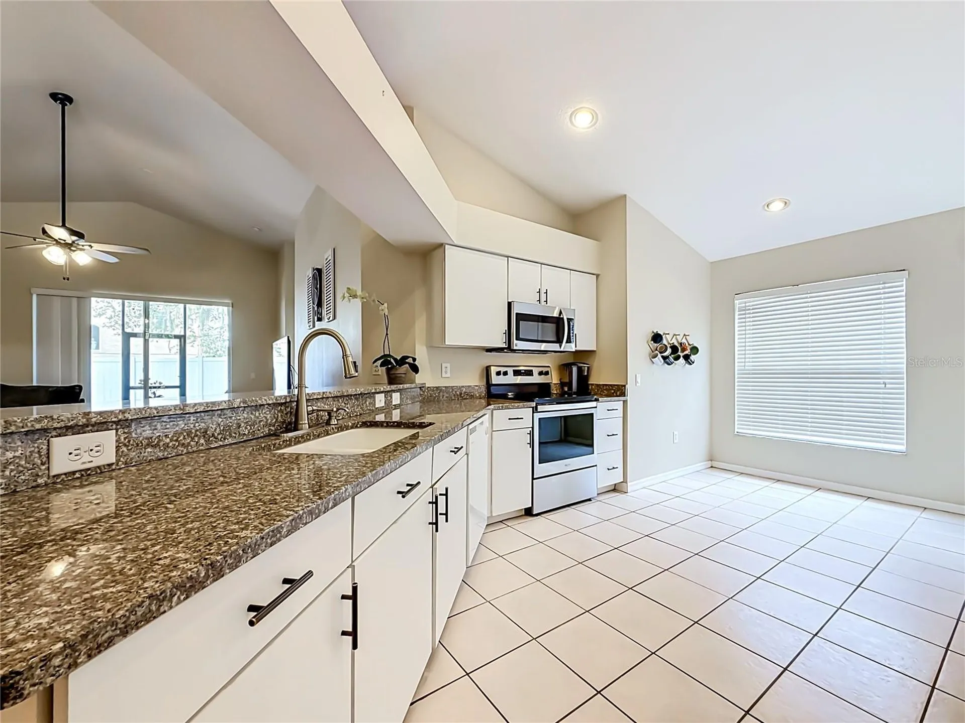 607 Sunset Beach Court Valrico FL 33594