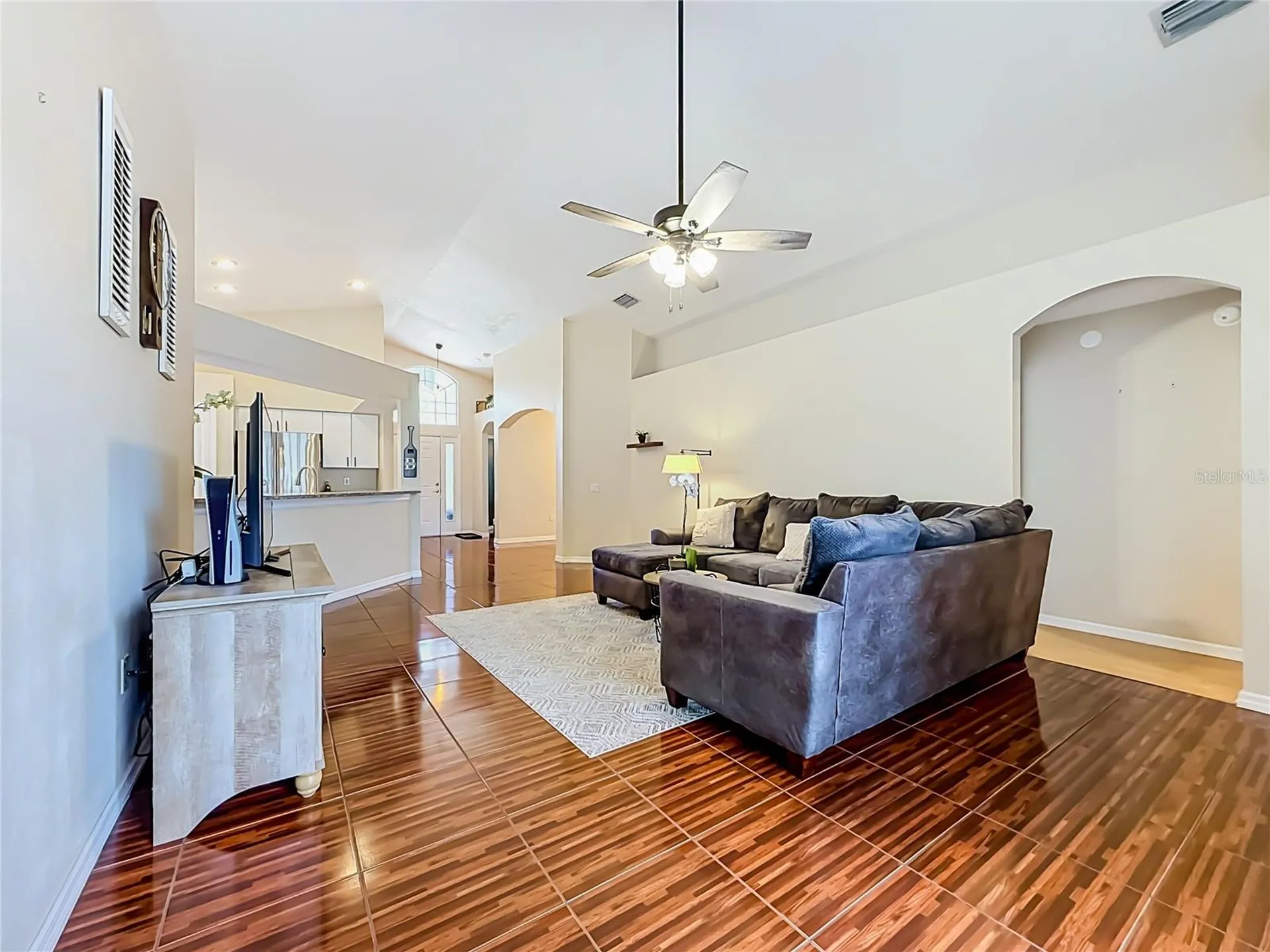 607 Sunset Beach Court Valrico FL 33594