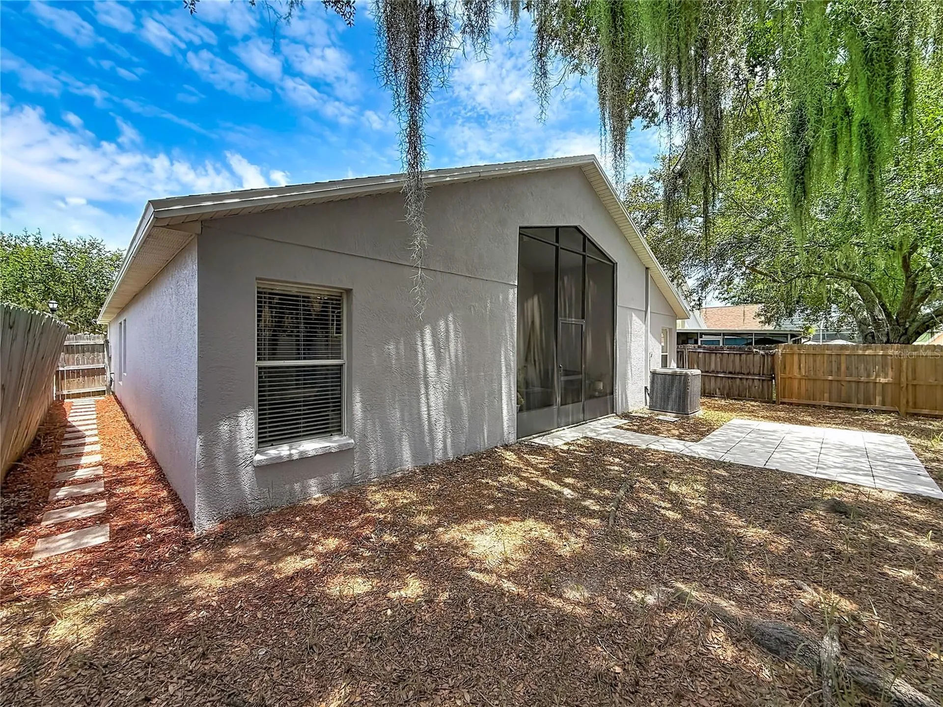 607 Sunset Beach Court Valrico FL 33594