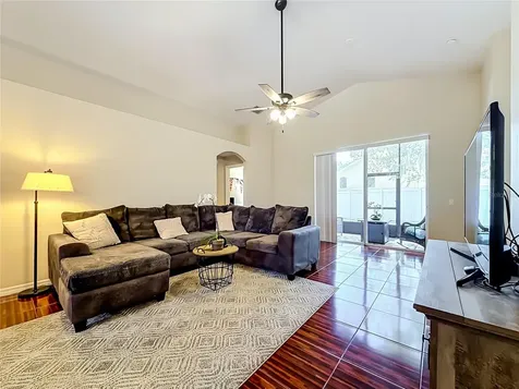 607 Sunset Beach Court Valrico FL 33594