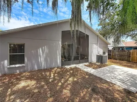 607 Sunset Beach Court Valrico FL 33594