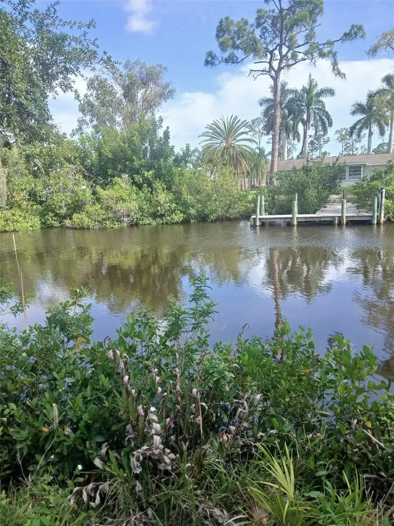 Hilolo Lane Venice FL 34293