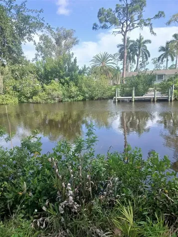 Hilolo Lane Venice FL 34293