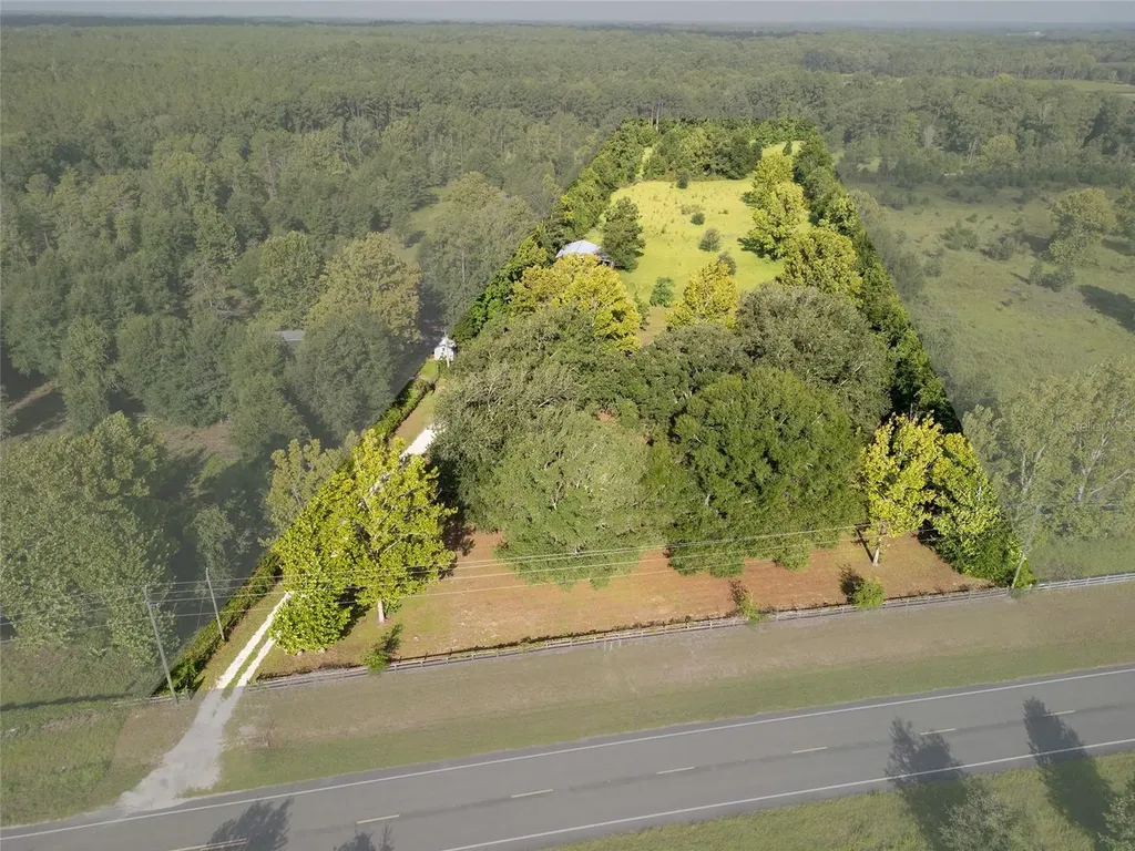 25518 NW County Road 241 Alachua FL 32615